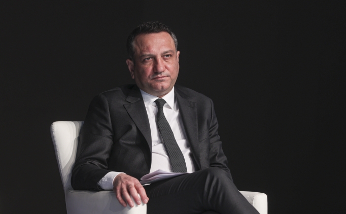 Be�ikta�'ta g�revi b�rakt�: Kaan �akul