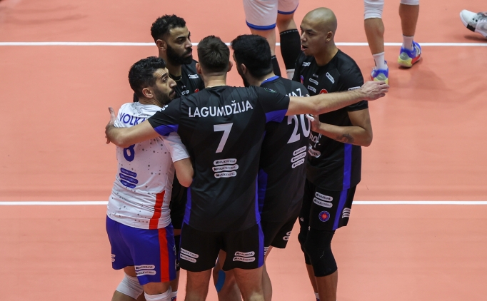 Halkbank, eyrek final iin sahada