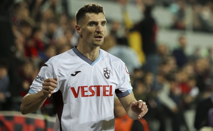 Trabzonspor'a Thomas Meunier mjdesi!