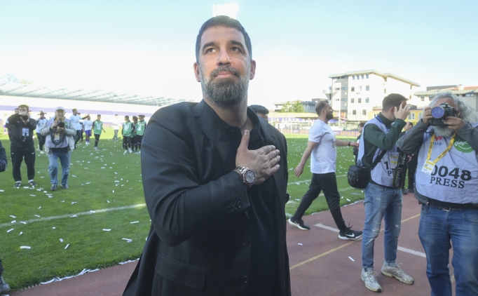 Arda Turan'dan Oliveira ve Kent s�rprizi