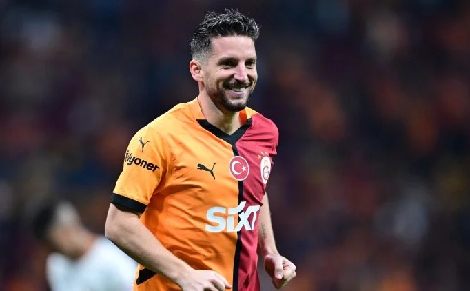 Mertens, Galatasaray formasyla 100. mana kmaya hazrlanyor