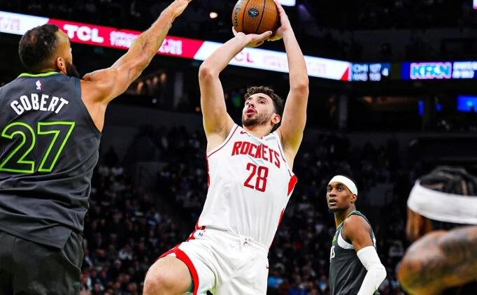 Alperen yine triple-double yapt, Houston eyrek finalde!