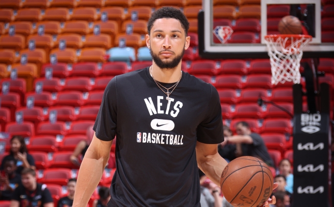 Ben Simmons, Pazartesi gn kadroya dnebilir