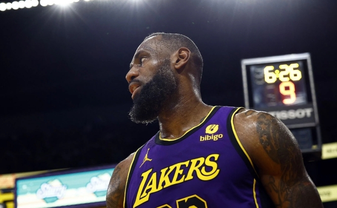 LeBron, 'veda turu' isteyip istemediinden emin deil!