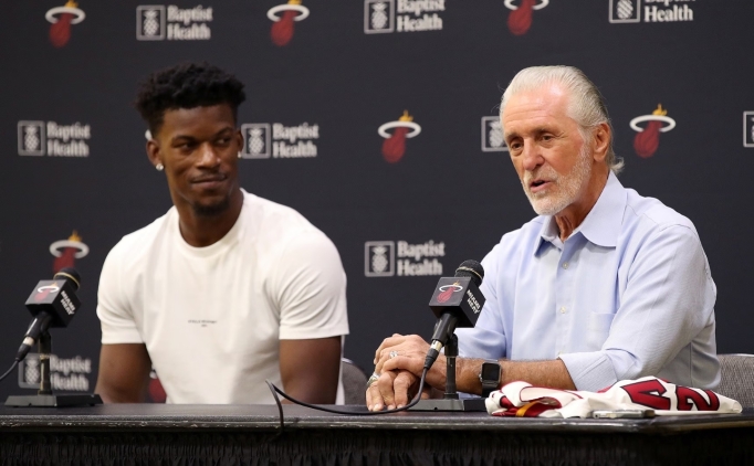 Riley, Jimmy Butler iin: 'Oynamyorsa, enesini kapatmal'