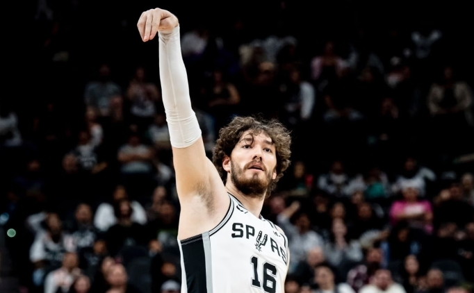 Cedi: 'Bench rolmde daha rahatm, Popovich enerji getirmemi istiyor'