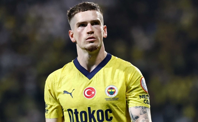 Fenerbahe'de Ryan Kent'in lisans askya alnd