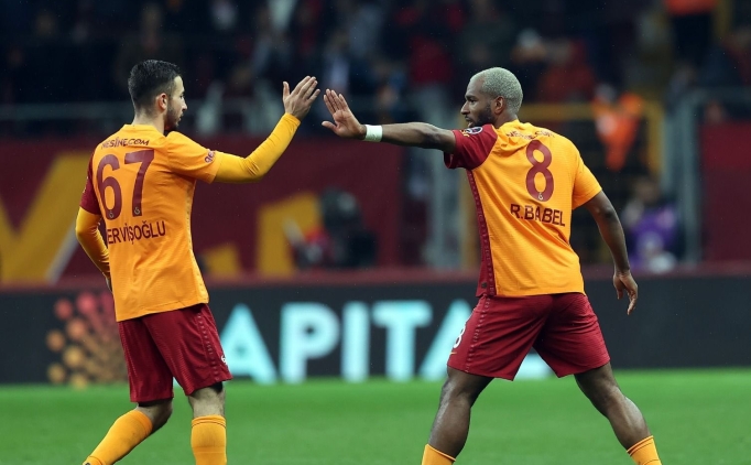 Ryan Babel: 'Yunus ve Kerem iin Ajax'la grtm'