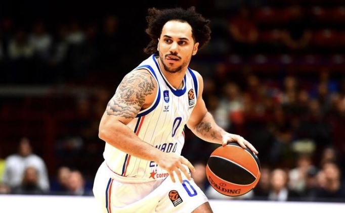 Anadolu Efes'e Shane Larkin oku