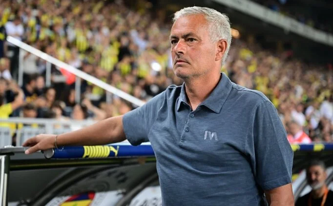 Jose Mourinho: 'Komik bir durumla kar karyayz'