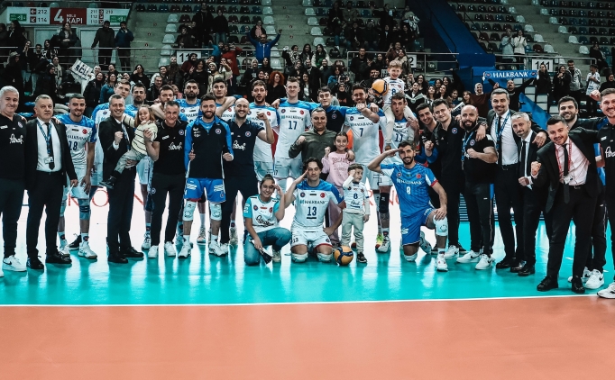 Halkbank, Bursa Bykehir Belediyespor'u rahat geti