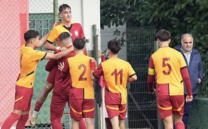 Galatasaray - Fenerbahe U17 derbisinde tarihi skor!