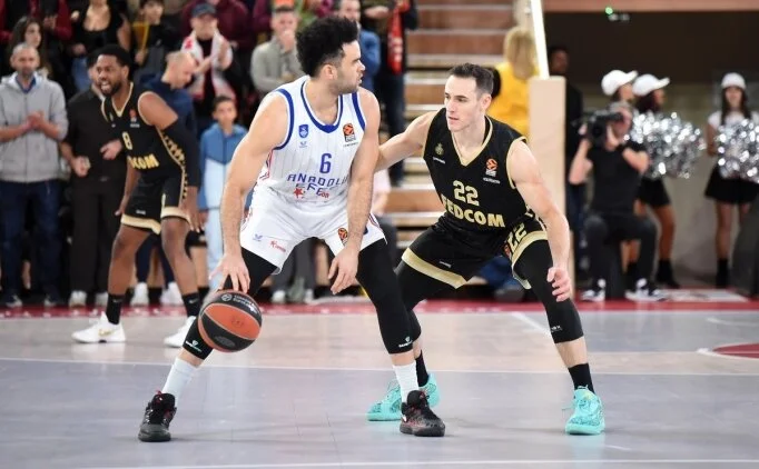 Anadolu Efes, Fransa'da farkl malup