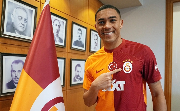 Galatasaray, kupada sahne alyor