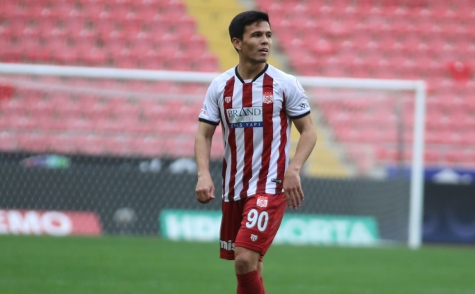 Sivasspor'da Azizbek Turgunboev'e milli davet