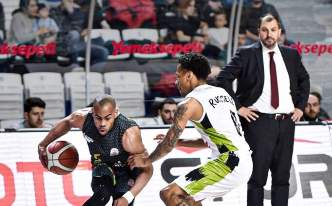Alia�a Petkimspor, play-off i�in parkede