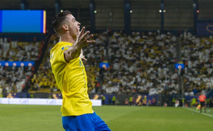 Ronaldo rekor k�rd� Al-Nassr kazand�