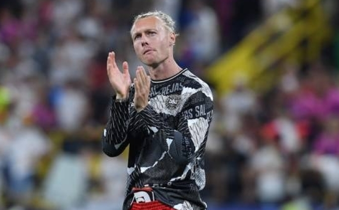 Simon Kjaer, Milli tak�ma veda etti