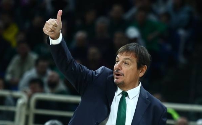 Ergin Ataman, Yunanistan'da yln baantrenr seildi