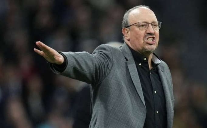 Rafael Benitez'in yeni takm belli oluyor!