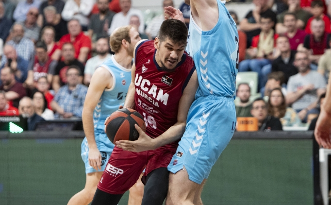 Basketbol ampiyonlar Ligi'nde finaller cam zeminde! 