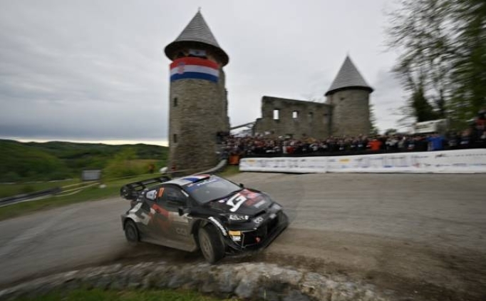 WRC'nin 4. etabn Sebastien Ogier kazand