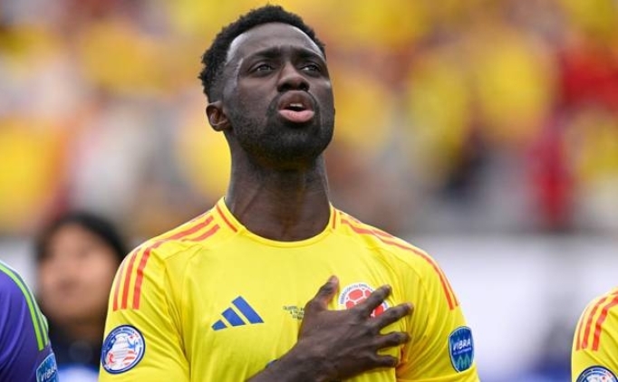 Galatasaray'dan Davinson Sanchez'e tebrik mesaj