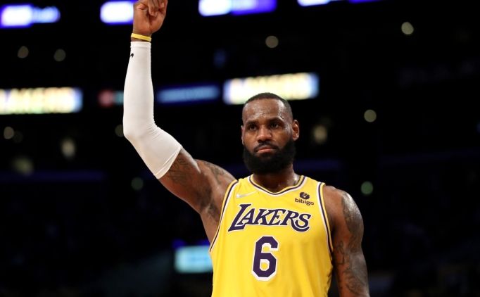 LeBron, NBA Twitter' zerine younlaacak filmin yapmcln stlendi 