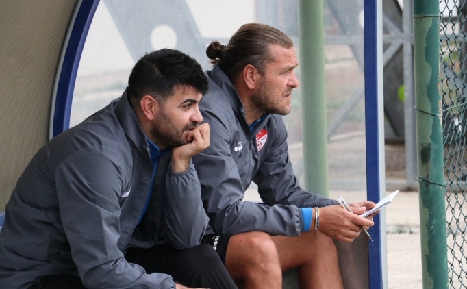 Futbolun ustalar� Paland�ken'de antren�rl��e haz�rlan�yor