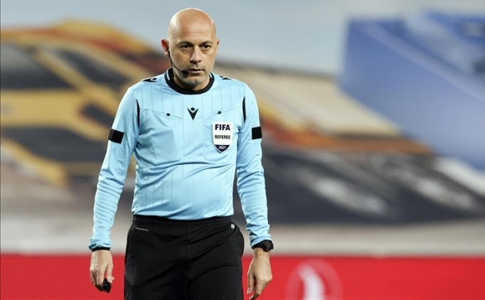 Yunanistan'da d�d�k yabanc�larda! C�neyt �ak�r detay�