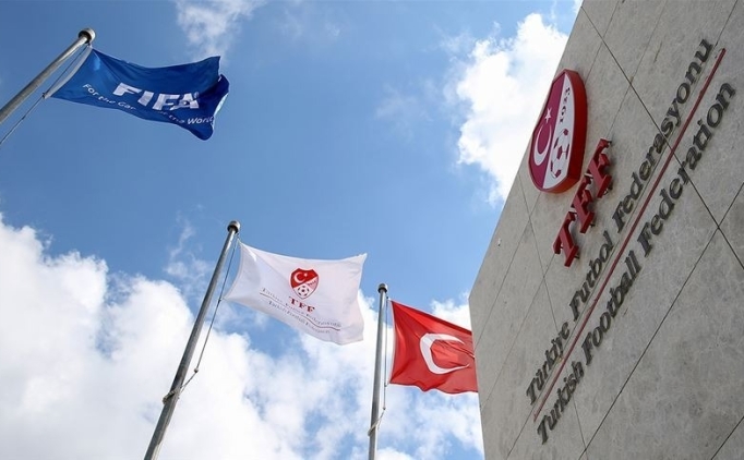 Hakem s�nav�nda kopya iddias�