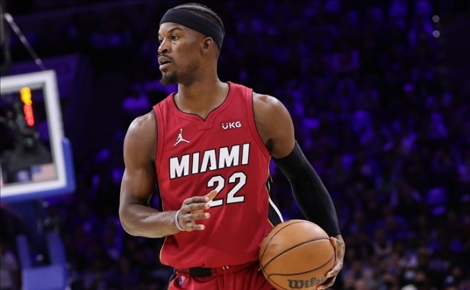 Jimmy Butler bu takas d�neminde ayr�lmak istiyor