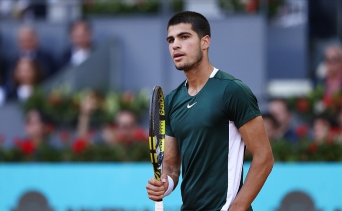 Ar� s�r�s�n�n damga vurdu�u ma� Alcaraz'�n!