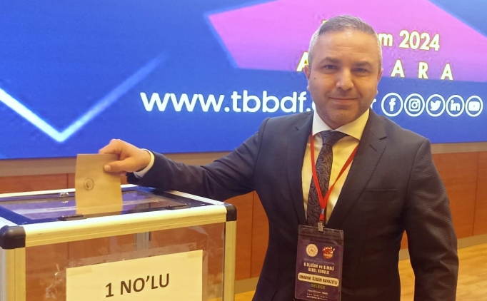 Bocce Bowling ve Dart Federasyonu'nda yeni bakan Erhayat zgr Bayaztl