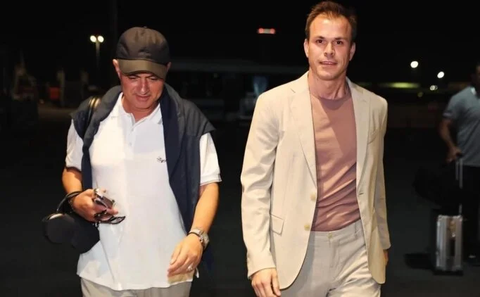 Fenerbah�e, ayr�l��� a��klad�: Okan �zkan