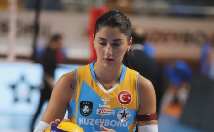 Be�ikta� Kad�n Voleybol Tak�m�, Buket G�l�bay'� kadrosuna katt�