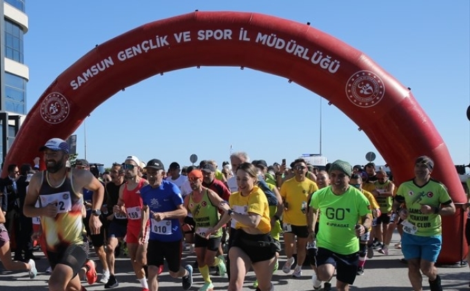 19 May�s yar� maratonu Samsun'da ba�lad�