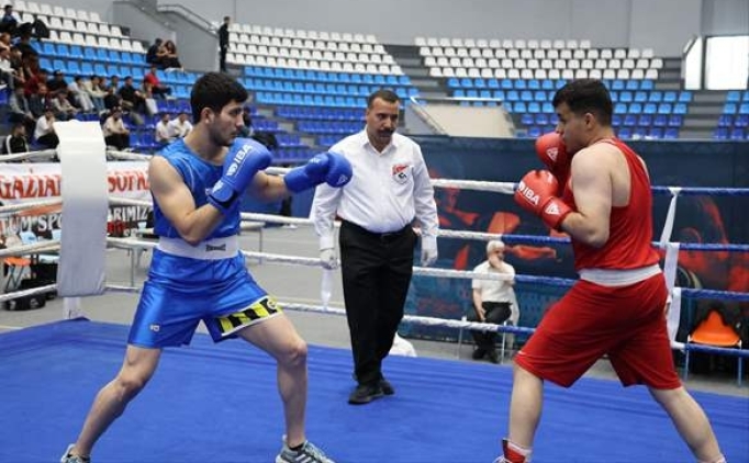 �N�L�G T�rkiye Boks �ampiyonas�, Bayburt'ta ba�lad�