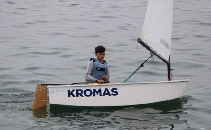 15 Ya Alt Avrupa Optimist ampiyonas, zmir'de balad