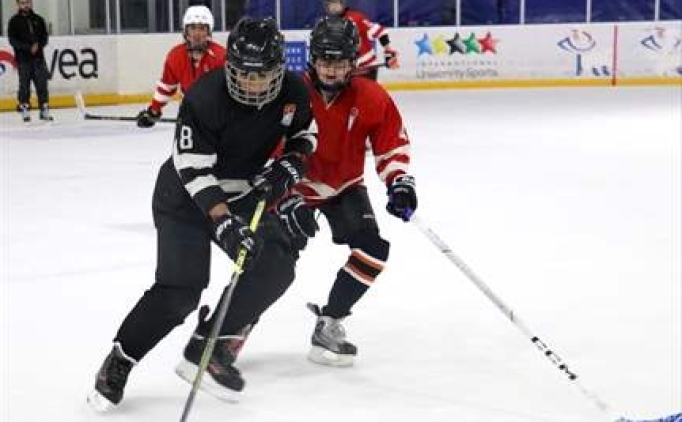 Erzurum'da balatlan projeyle gelecein buz hokeycileri yetitiriliyor