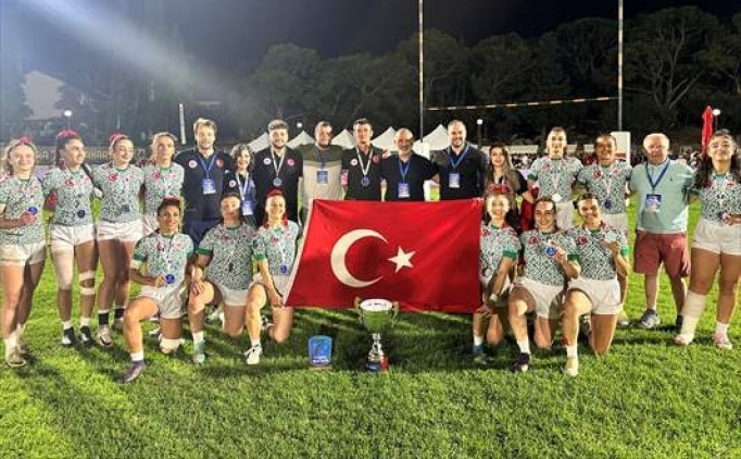 T�rkiye 7'li Ragbi B�y�k Kad�nlar Milli Tak�m�, H�rvatistan'da �ampiyon!