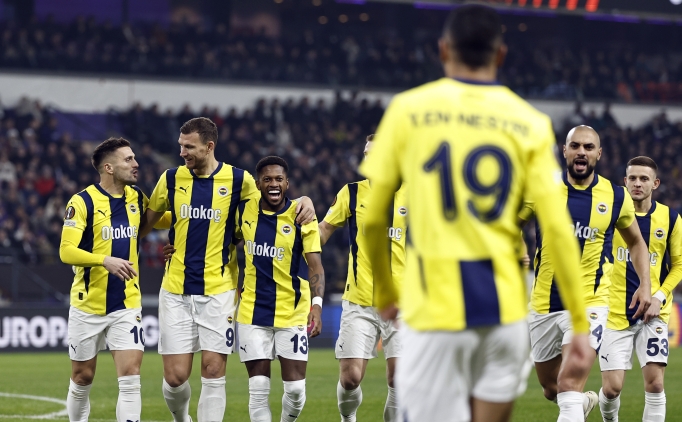 Fenerbah�e'nin kamp kadrosu a��kland�