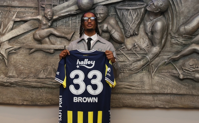 Fenerbah�e tarihinin d�rd�nc� �ngiliz futbolcusu Archie Brown
