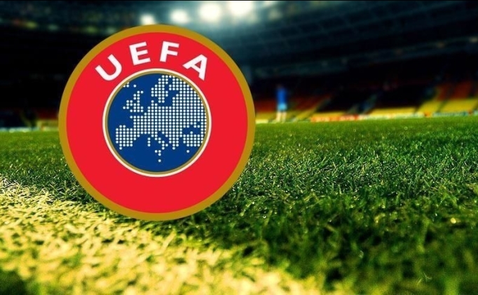 UEFA'dan Arsenal Tivat'a �ike cezas�!