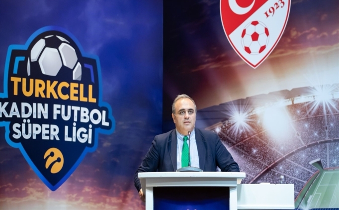 Ural Akzm: Kadn futbolunun ykselii artk durdurulamaz