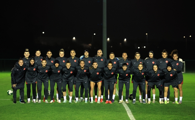 Kad�n Milli Tak�m, Uluslar Ligi'ne k�t� ba�lad�