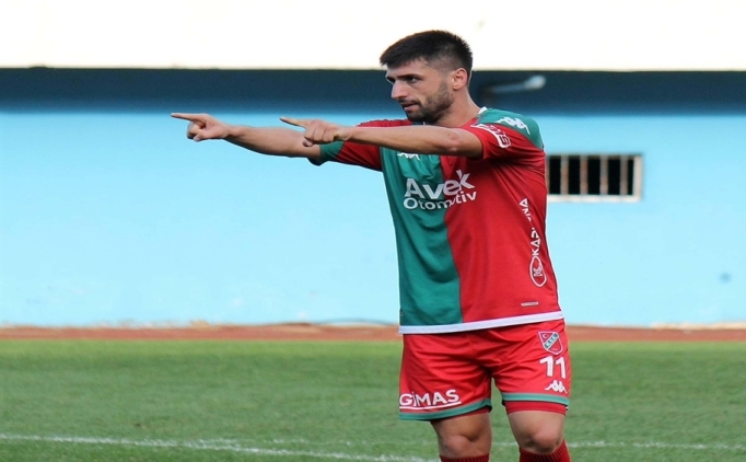 Kar��yaka'da Yasin Ozan hayal k�r�kl��� yaratt�