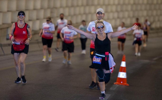 9 Eyll Yar Maratonu'nda coku seli