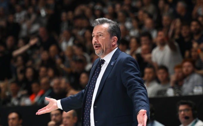 Luca Banchi: 'Uzun ve zorlu ge�ecek'