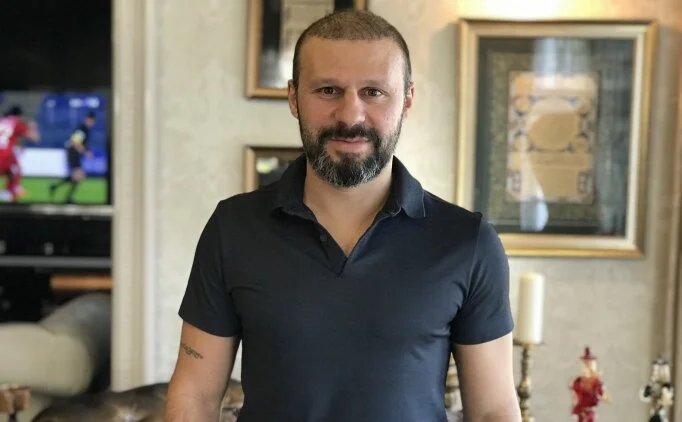 Gkdeniz Karadeniz'den Uurcan akr aklamas